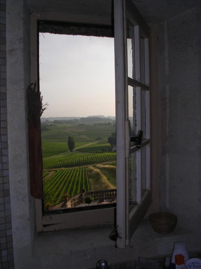 Chateau De La Grave Bourg-sur-Gironde Exterior foto