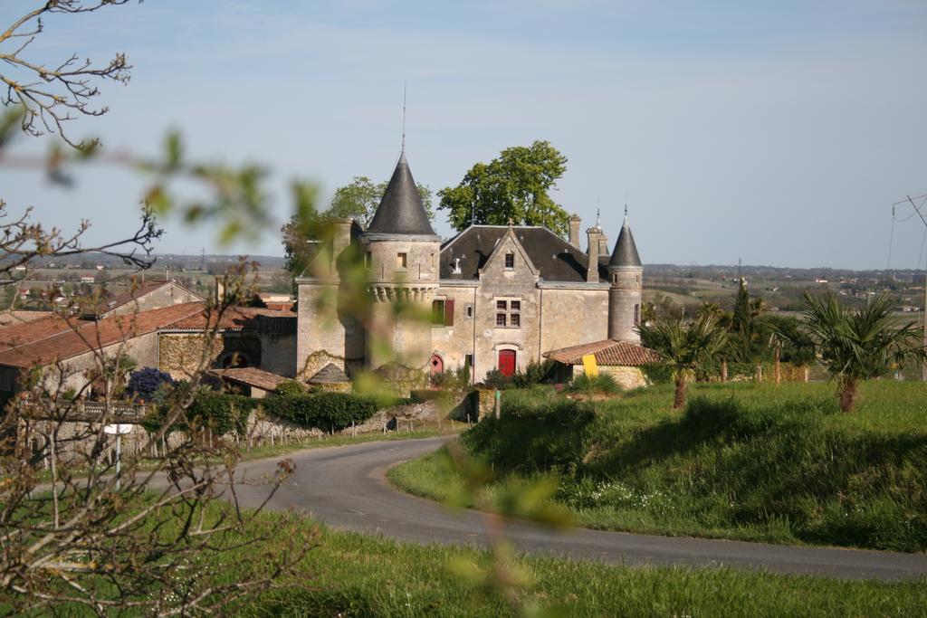 Chateau De La Grave Bourg-sur-Gironde Exterior foto